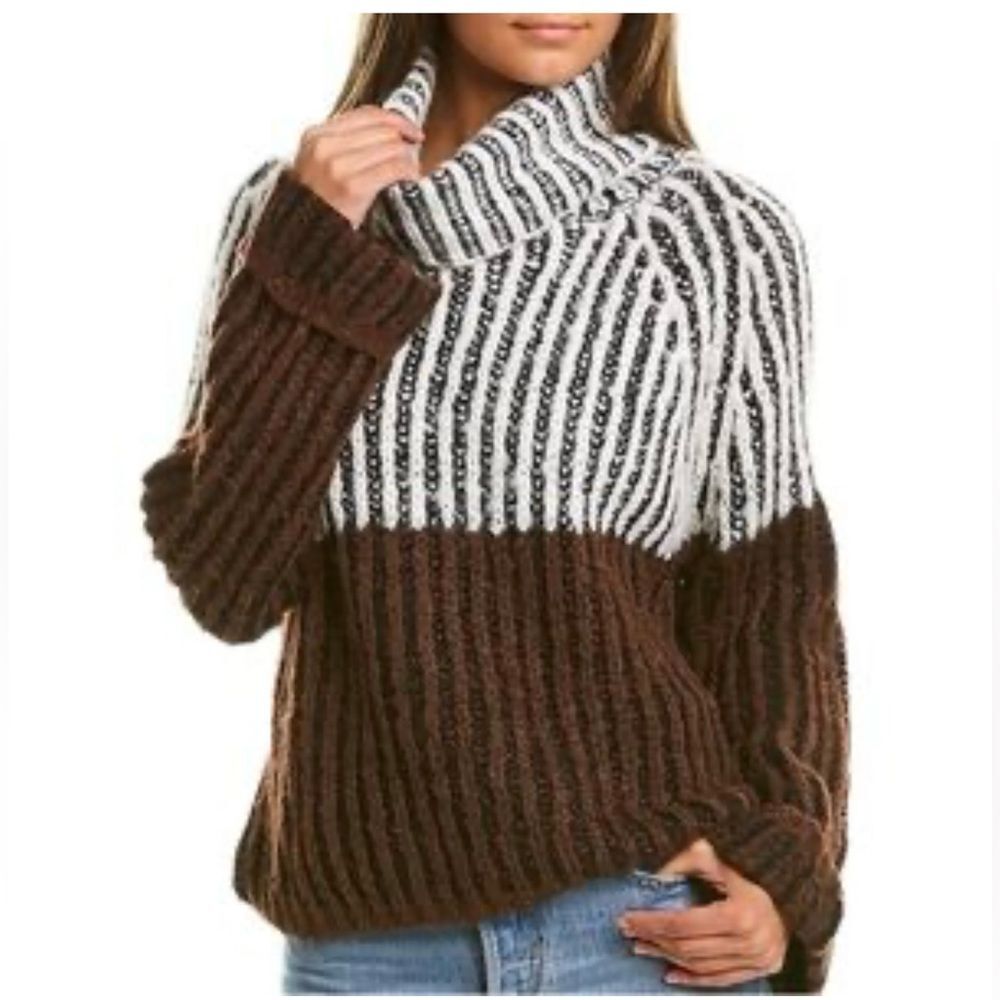 Anthropologie Love Token DAYTONA TURTLENECK SWEATER Chunky Knit- White and Brown